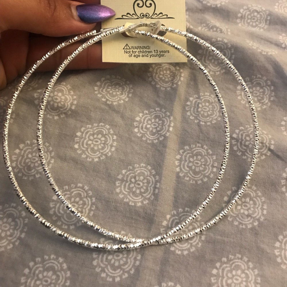 ✨HUGE Silver, Hoop Earrings✨ NEW